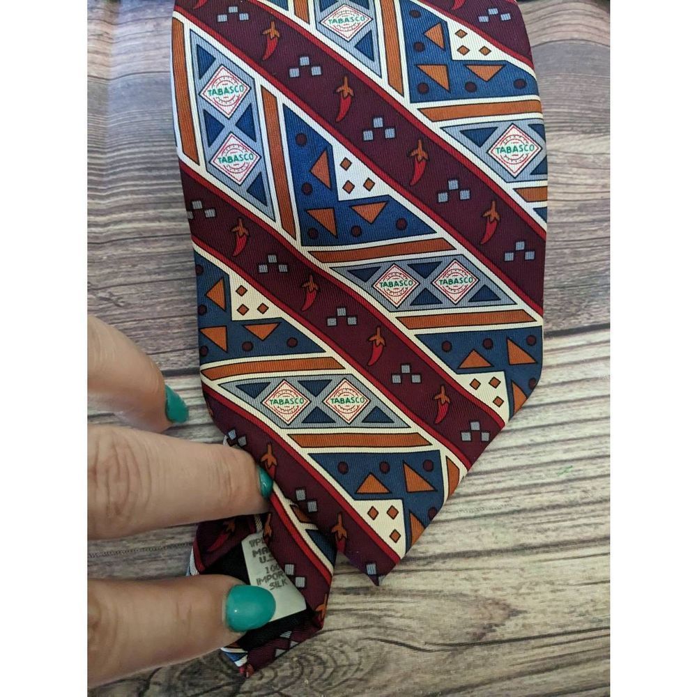 EUC Vintage Men's Silk Tabasco Tie Made in USA, Made by Tabasco, T61